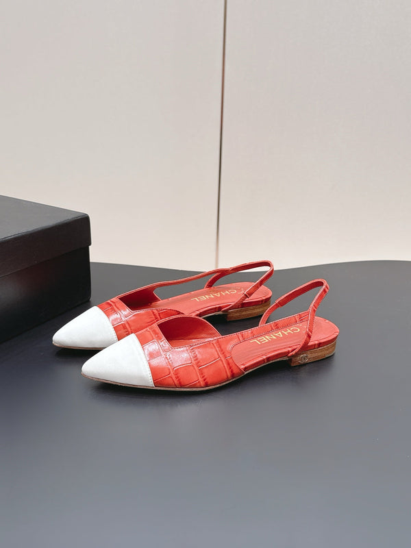 CC 26s Flat Pointed-Toe White Red Crocodile Embossed 922681