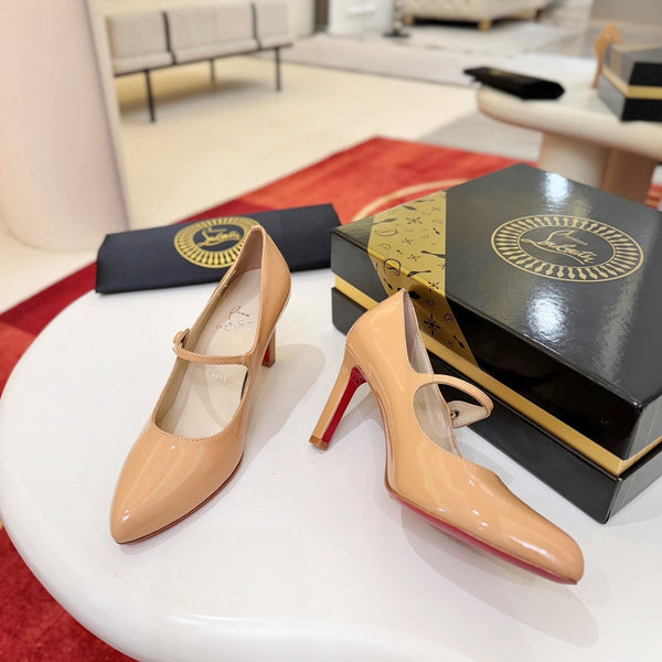 CL Pump 8.5cm Beige Patent Leather 825372