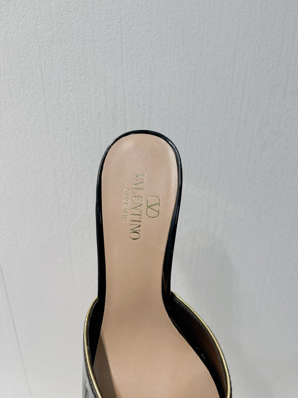 VT Mid Heel Mule Sandal Black Sheepskin 292757