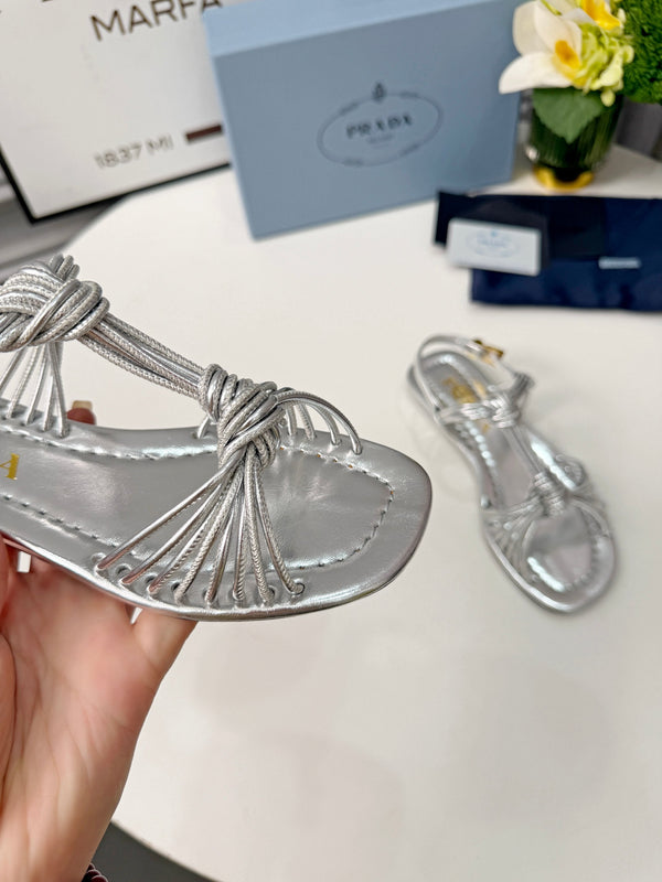Prad 26s Knotted Metallic Leather Flat Sandals Sliver Metalic Leather 986577