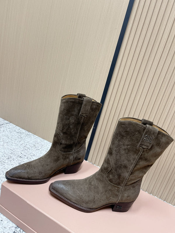 Miumiu Latest FW Western Cowboy Boots olive green Suede 533967
