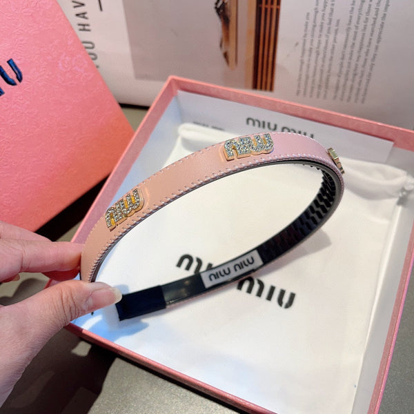 HEAD BAND IN LIGHT PINK LAMBSKIN AND RESIN 417297