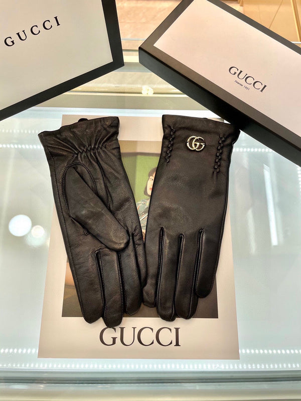 GLOVES IN BLACK LAMBSKIN AND FLEECE LINING 441830