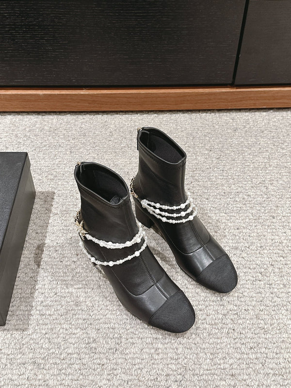CC MARY JANE SHOES THREE STRAPS BLACK LAMBSKIN WITH GOLD HARDWARE