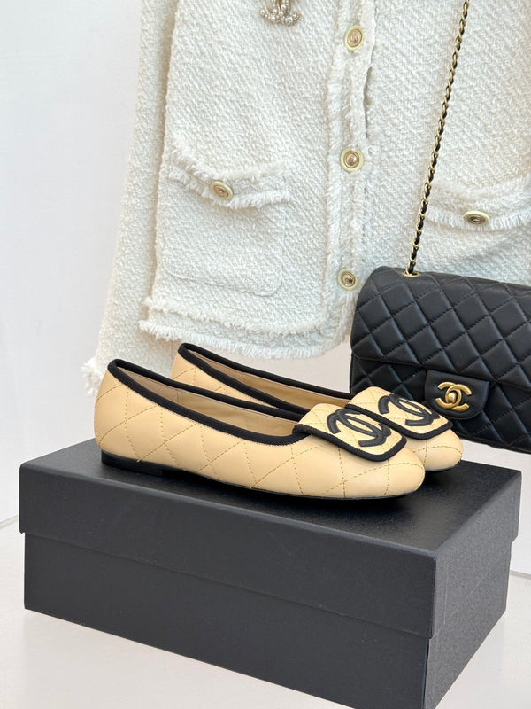 CC 26s Cambon Ballet Flats Beige Quited Lambskin 887795
