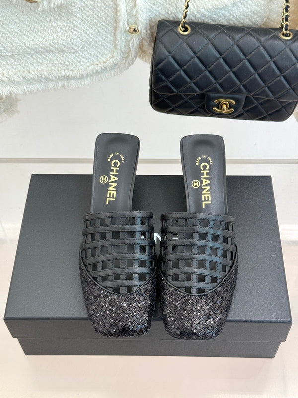 CC Woven Square-Toe Slippers Black Leather 825776