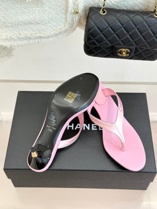 CC 2026 Thong Sandal 5.5cm Pink Satin 825790