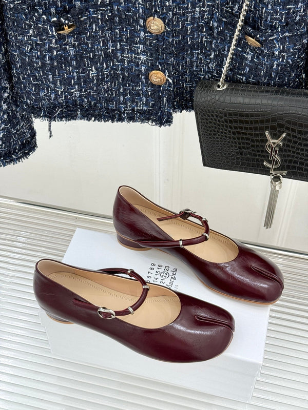 MM6 26s Tabi Mary Jane Ballerina Flats Burgundy Sheepskin 991559