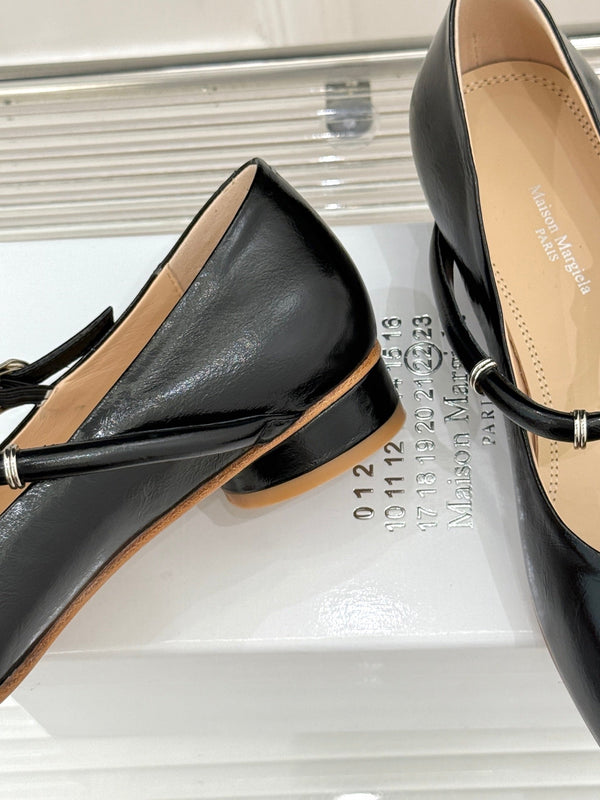 MM6 26s Tabi Mary Jane Ballerina Flats Black Sheepskin 991560