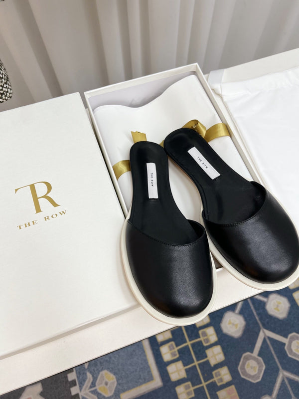 The Row Semi Slippers Black Sheepskin 827477