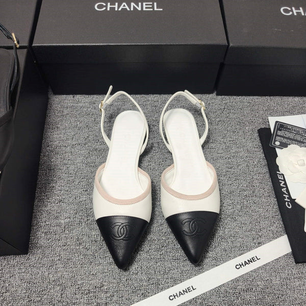 CC 26s Slingback Pointed Black White Leather 681975