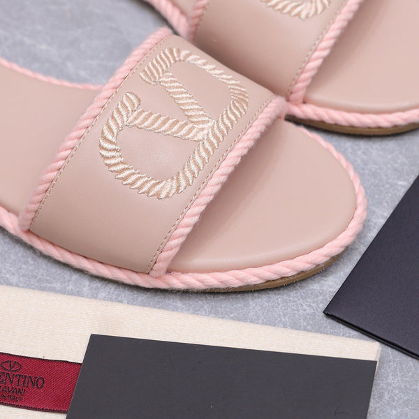 VLTN Torchon Slide Sandal Light Pink Leather Canvas 941250Cream