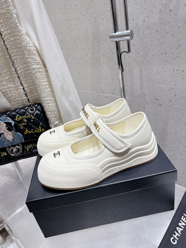 CC 26s Mary Jane Loafers White Lambskin 762896