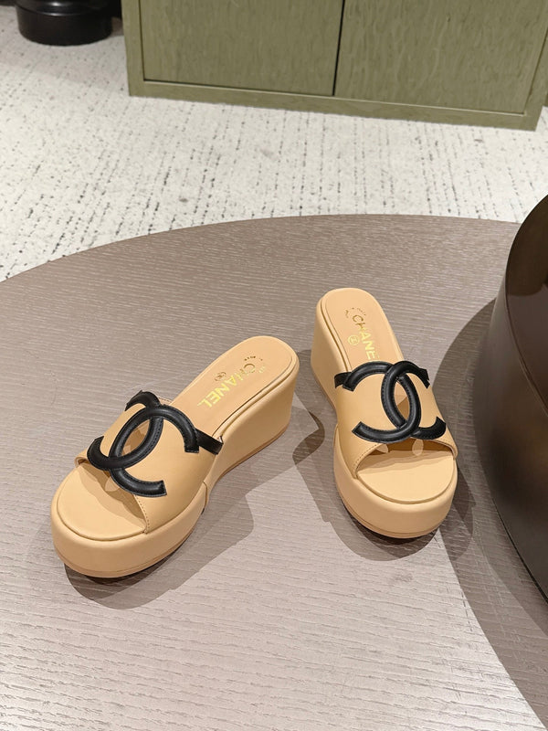 CC 26s Platform Mules Black Beige Lambskin 916990