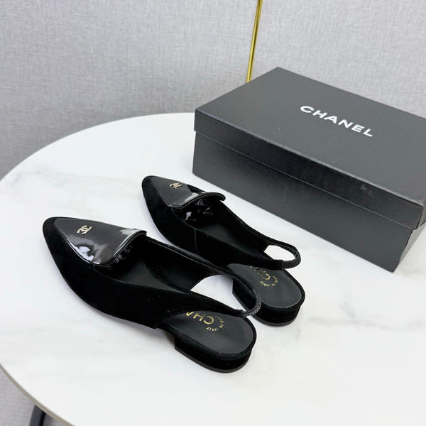 CC 26s Pointed Slingback Flat Black Patent Leather 972778