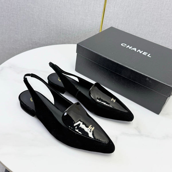 CC 26s Pointed Slingback Flat Black Patent Leather 972778