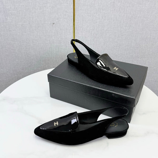 CC 26s Pointed Slingback Flat Black Patent Leather 972778
