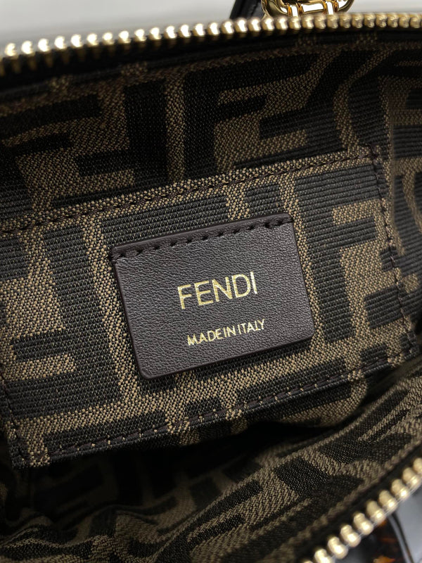 BY THE WAY MINI 18 IN BLACK EMBOSSED CALFSKIN GOLD HARDWARE