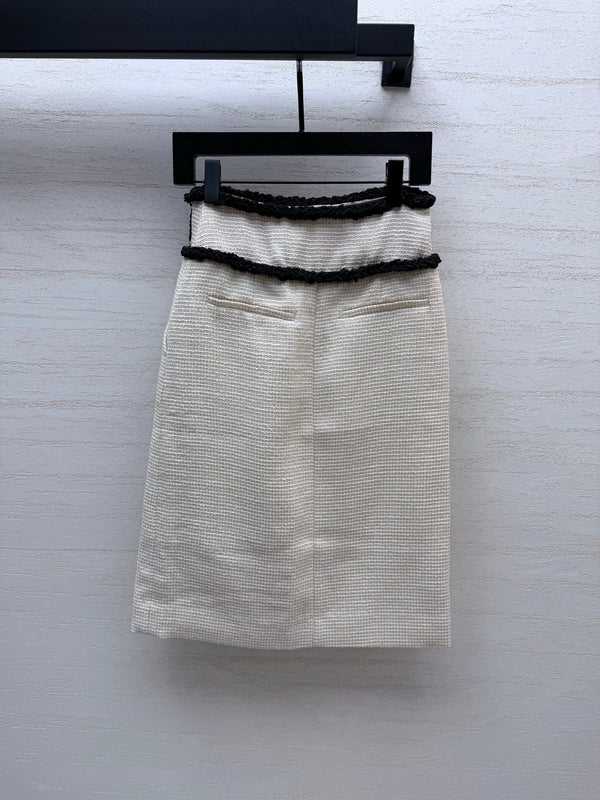 CC Skirt White & Black Tweed 398065