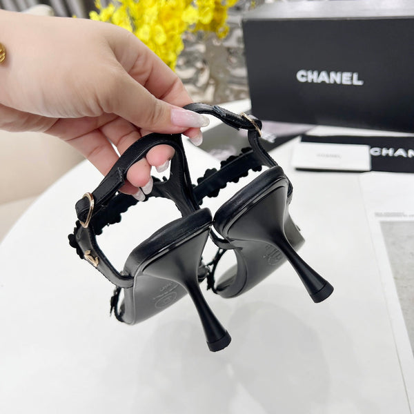 CC 26s Floral Sandal 7.5cm Black Sheepskin 867464