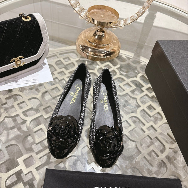 CC 26s Camellia Ballet Flat Black Leather Tweed 736499