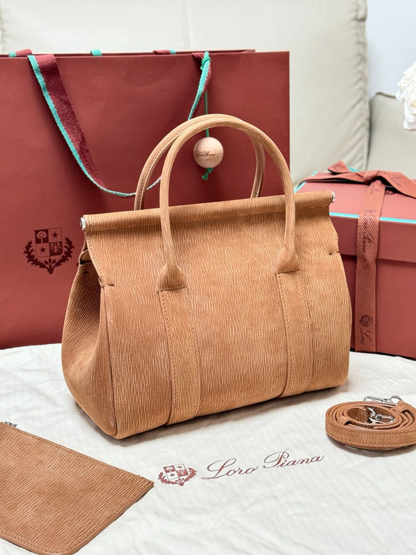 LP Loom L25 Light Brown Ripple Suede 282192