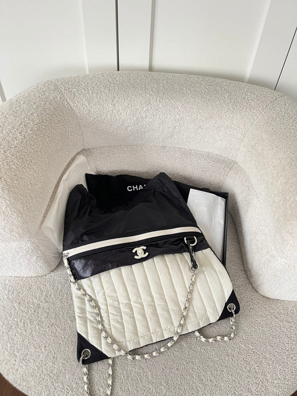 CC 26s Sea Drawstring Backpack Black White Nylon