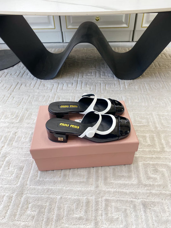 Miu Mary Jane Mule Pumps In Black Glossy Sheepskin