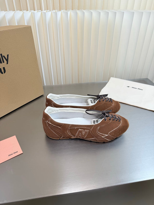 Miu Miu 2026 Balance Low-Cut Ballet Flats Suede Cowhide 989345