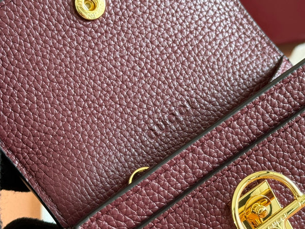 GG Softbit Card Case 10.5 In Rosso Ancora Red Grainy Calfskin Gold Hardware