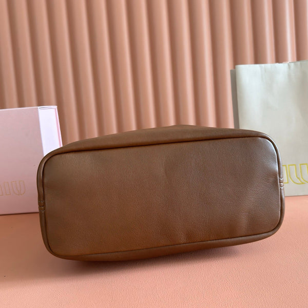 Miu 5BE101 Pouch Tan Brown Cowhide 285393