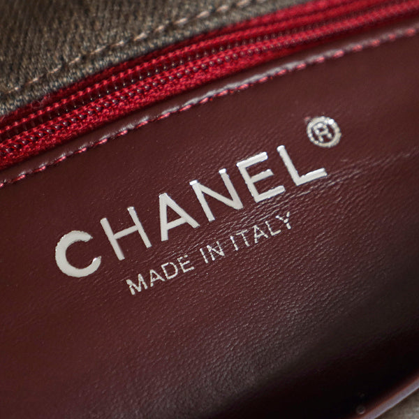 Chanel 2025 Dallas Shearling Star Bag 21cm White Dark Wool Denim 318221