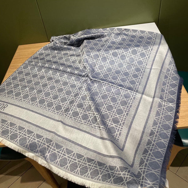 SQUARE SCARF 140 CM IN AEGEAN BLUE MIX WHITE WOOL AND SILK 415455