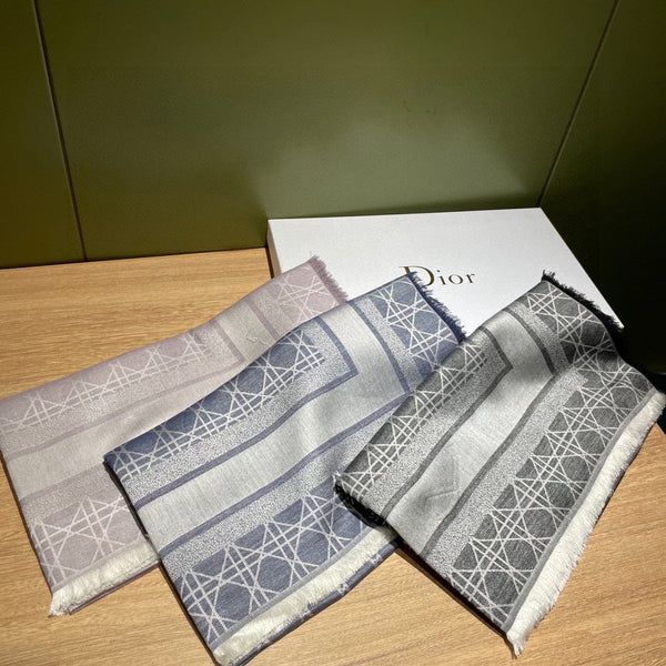 SQUARE SCARF 140 CM IN AEGEAN BLUE MIX WHITE WOOL AND SILK 415455