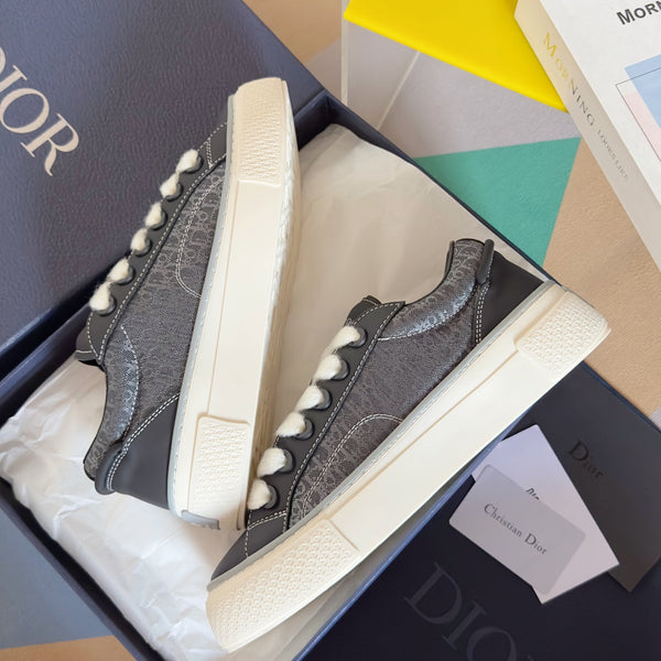 CD B33 Sneaker 40mm Black Grey Monogram Suede
