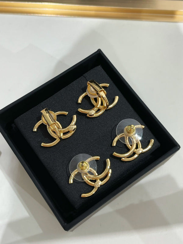 CC 26FW Gorgeous Earrings 001