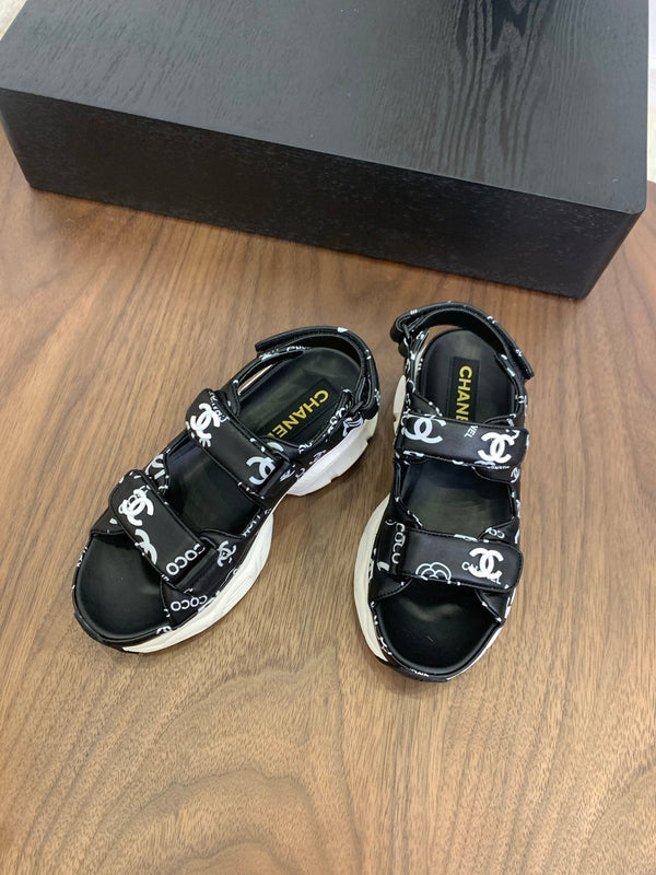 CC Toe Sandals Black Mix Camellia Pattern Leather 299539