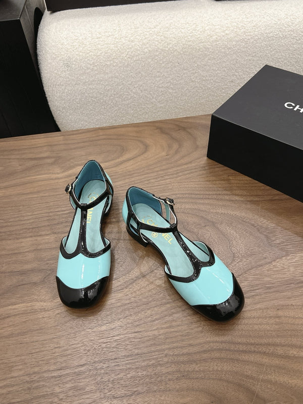 CC 26s Mary Jane Black Light Blue Patent Leather 915324