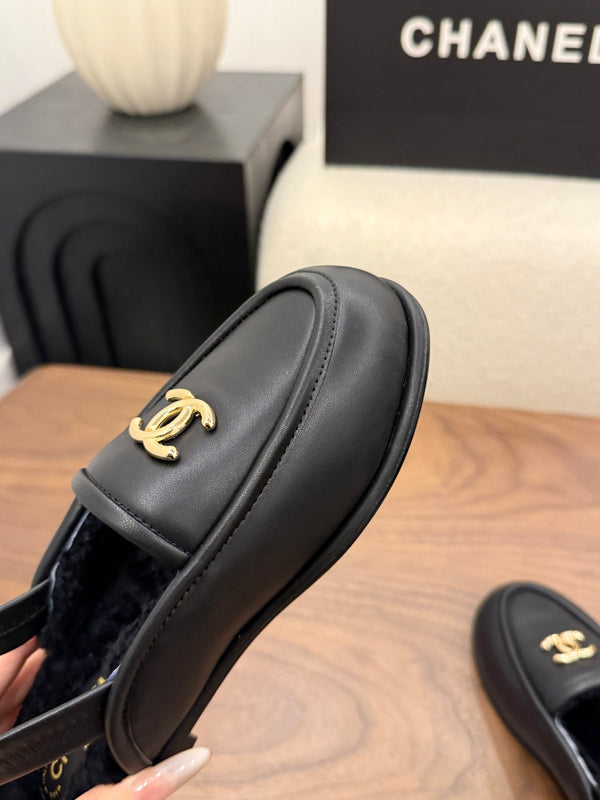 CC 26s Slingback Loafers Black Leather Shearling 122678