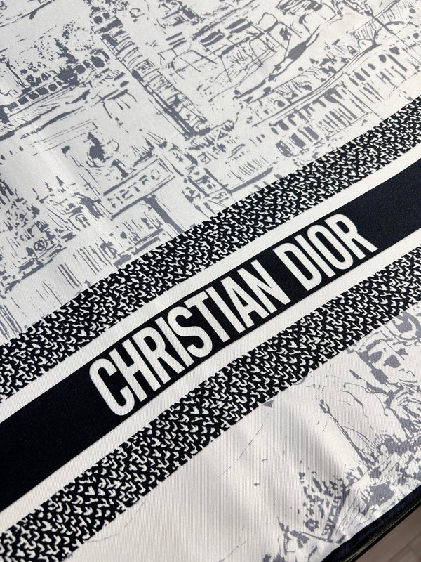 CD 26s Scarf 90cm In Silk 198371