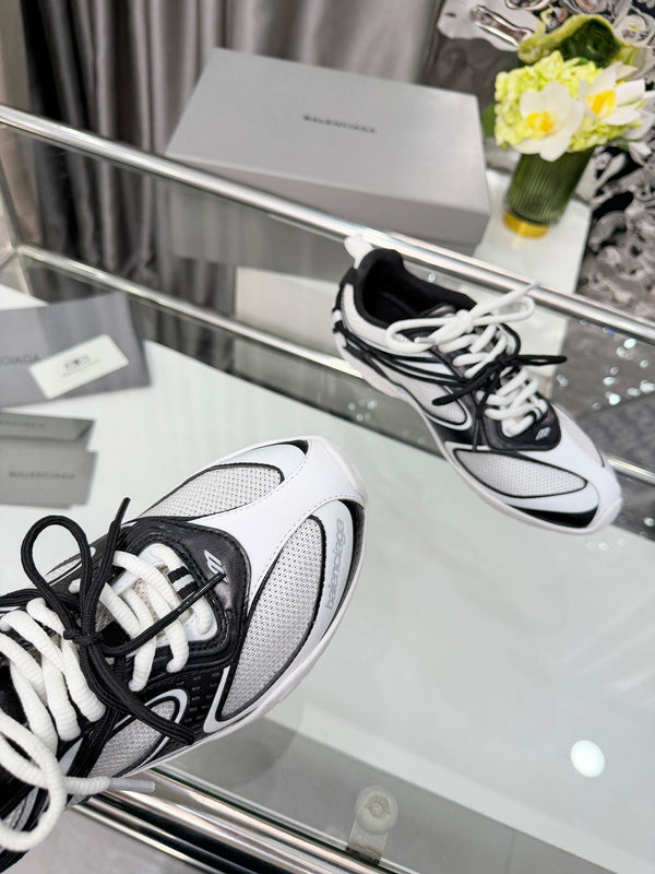 Balenciaga Monday Sneakers Black White Mesh TPU 714949