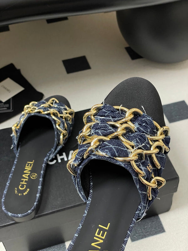 CC 25B Chain Closed Toe Flat Mule Navy Blue Denim 393886