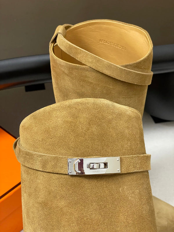 HM Jumping Boots Light Tan Kelly Buckle Suede 423266