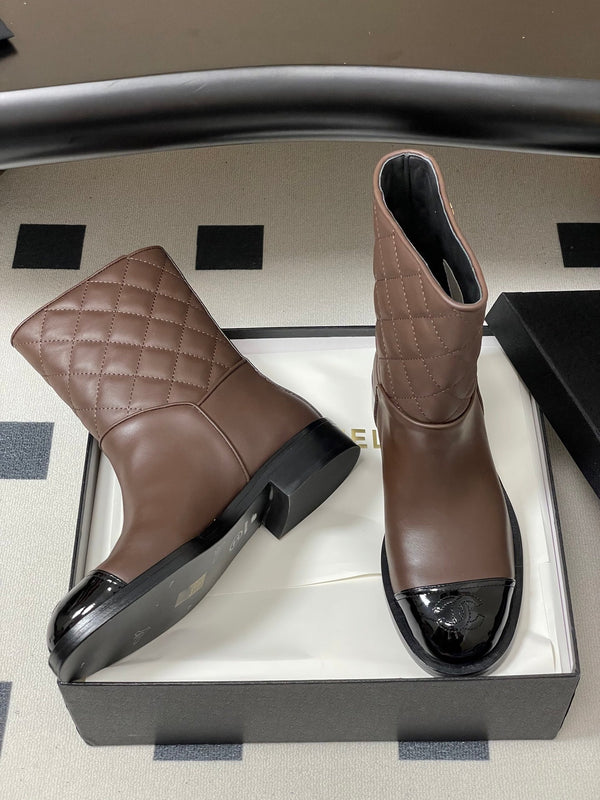 CC 25FW Double C Buckle Short Boot 25mm Brown Black Sheepskin 423143