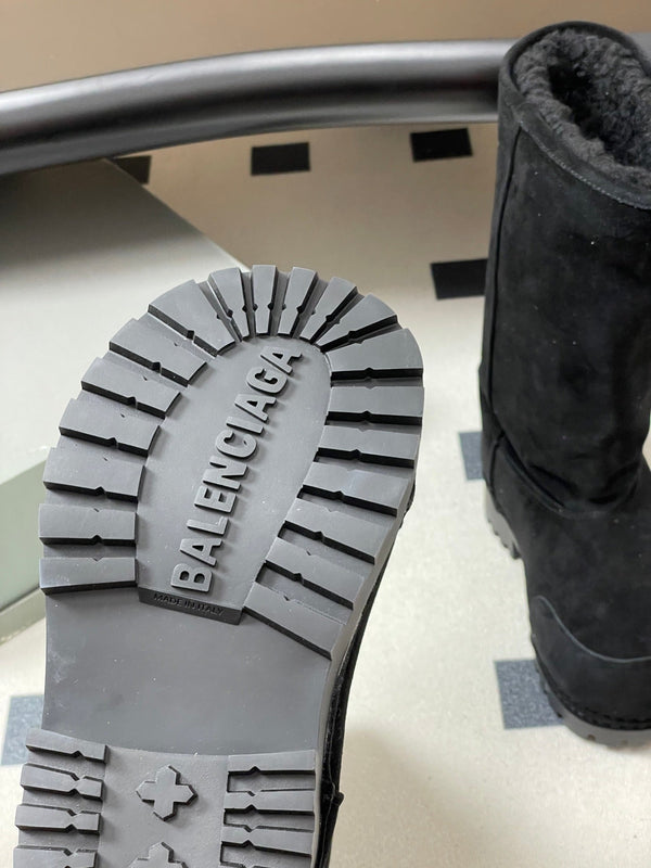 Balenciaga High Snow Boots Black Suede 535033