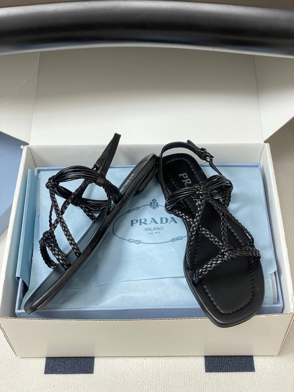 Pra Strappy Flat Sandals Black Sheepskin 834811