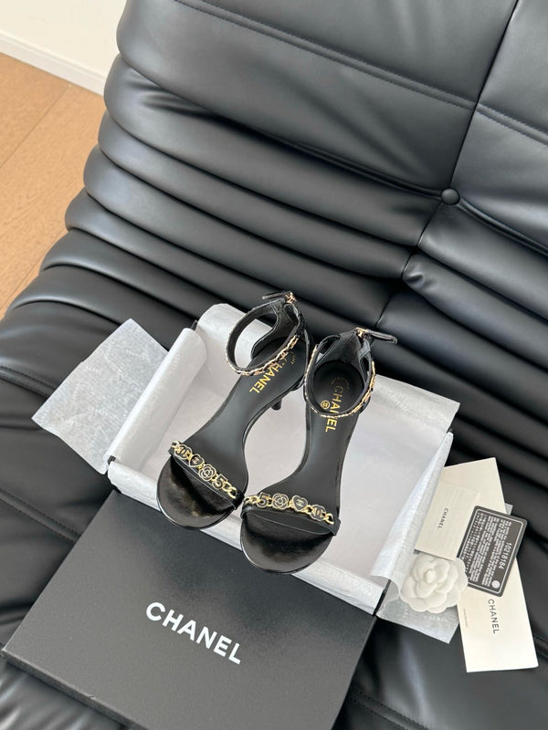 HIGH HEEL 7.5 MM SANDAL IN BLACK SHEEPSKIN WITH STICKERS