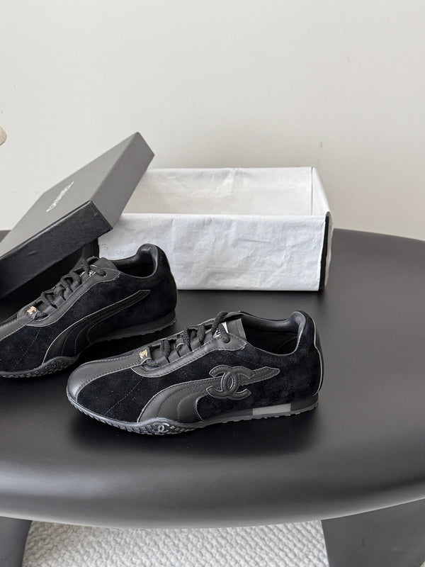 CC 26s Low-Top Retro Runner Sneakers Black Suede Calfskin 969578