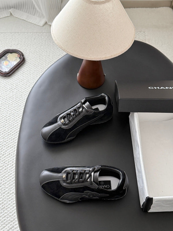 CC 26s Low-Top Retro Runner Sneakers Black Suede Calfskin 969578