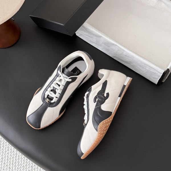 CC 26s Low-Top Retro Runner Sneakers Ivory Black Suede Calfskin 969580